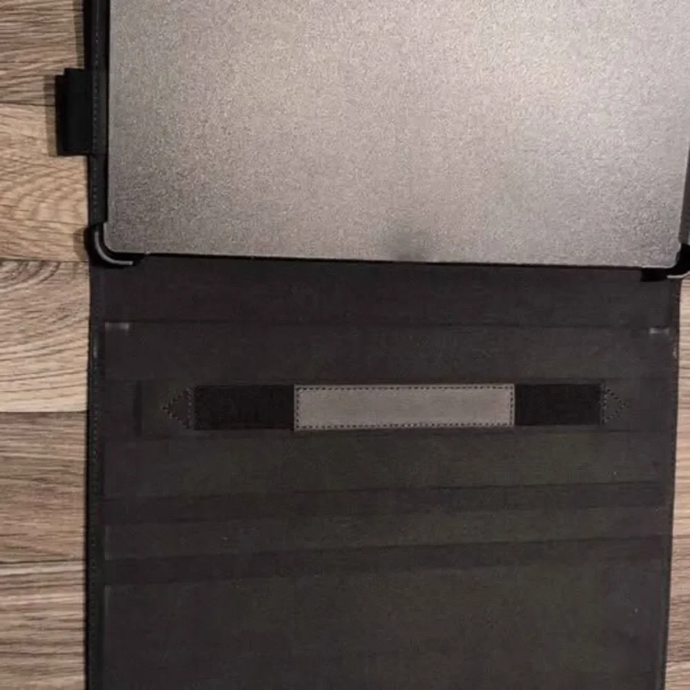 Unbranded protective case
